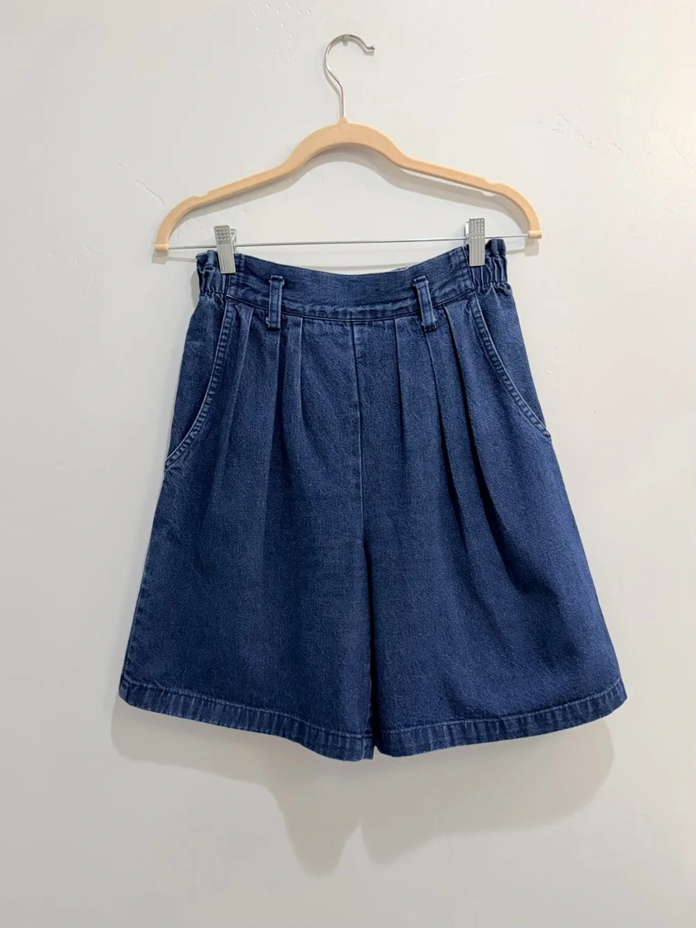 Vintage 80s 90s Cherokee High Waisted Pleat Bermuda Denim Shorts Made in US Sz 8